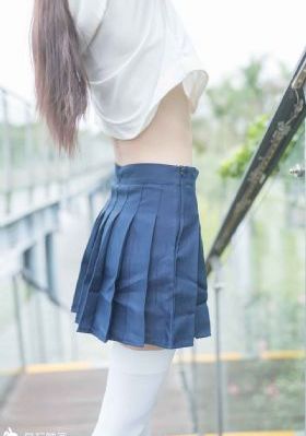 迷人的女保姆