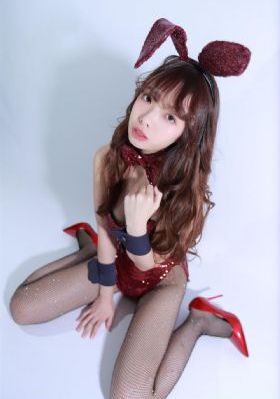 美女草b